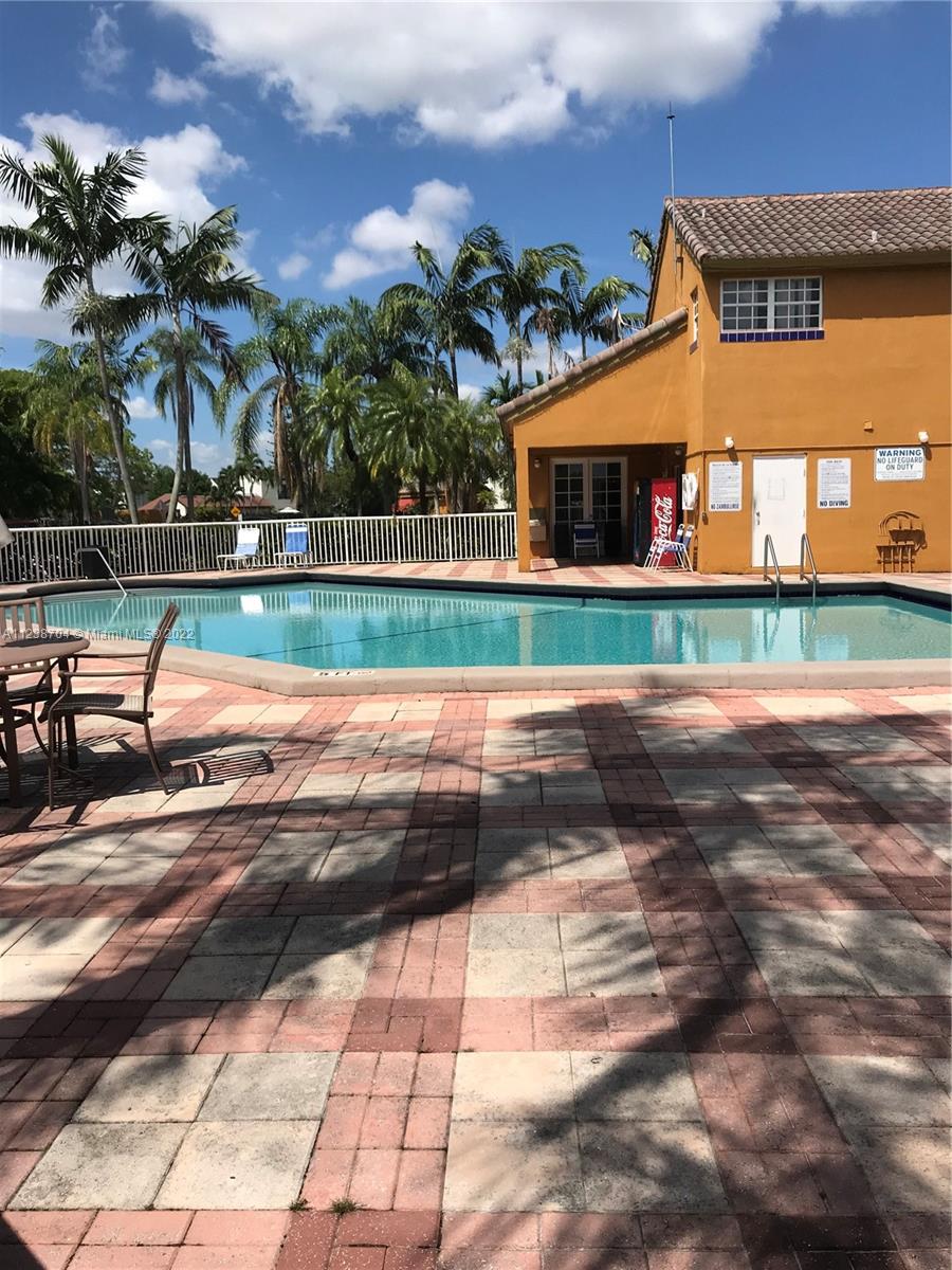 9711 Fontainebleau Blvd Unit: D208