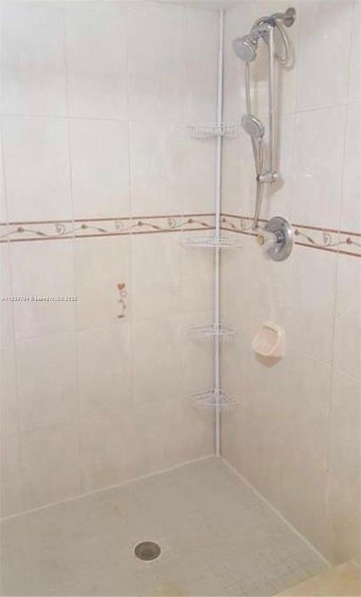 9711 Fontainebleau Blvd Unit: D208