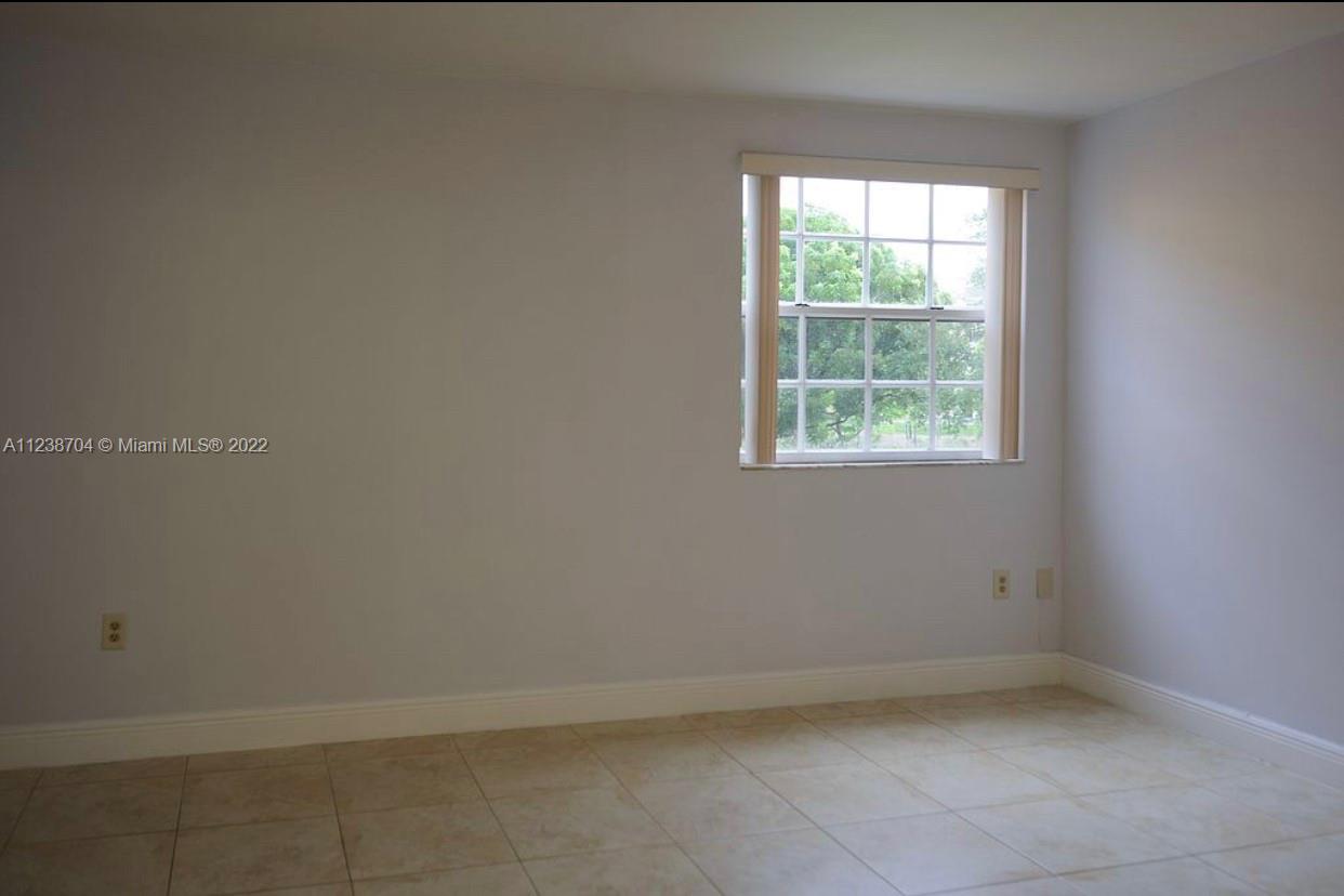 9711 Fontainebleau Blvd Unit: D208
