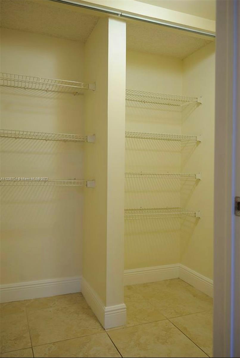 9711 Fontainebleau Blvd Unit: D208