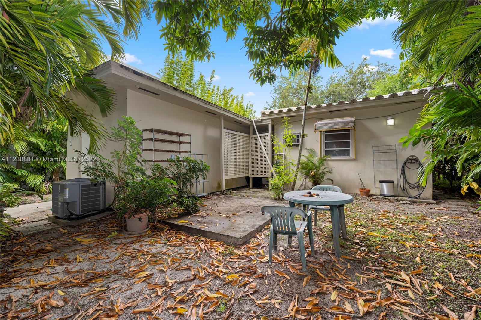 2965 Shipping Ave Unit: 2965