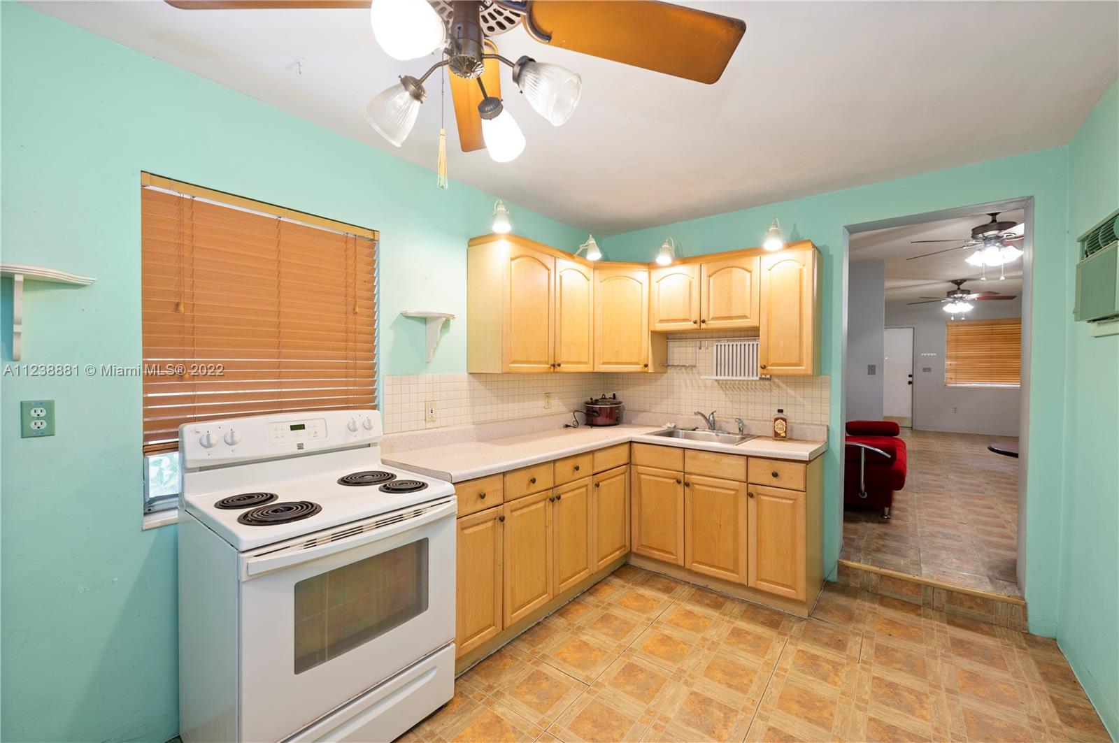 2965 Shipping Ave Unit: 2965