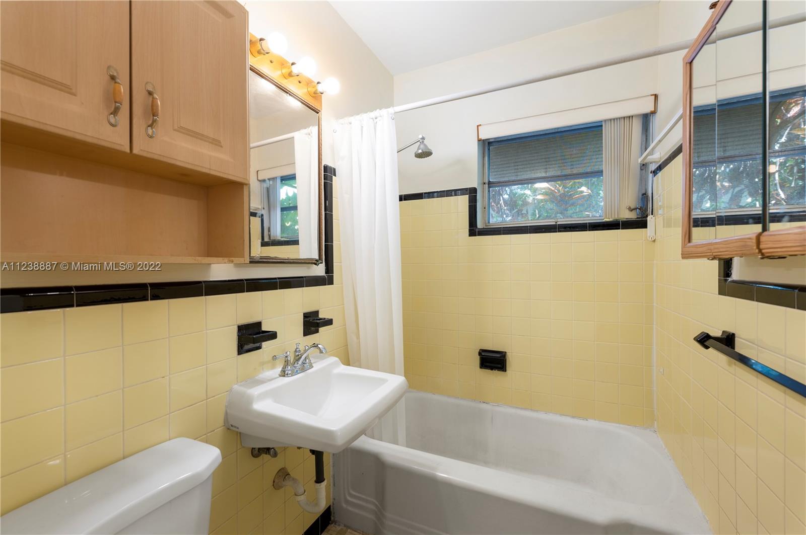 2967 Shipping Ave Unit: 2967