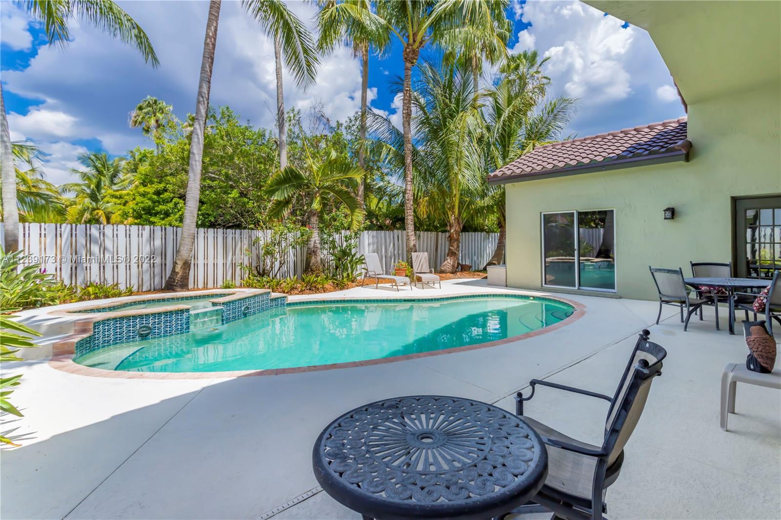 2305 SW 183rd Ter