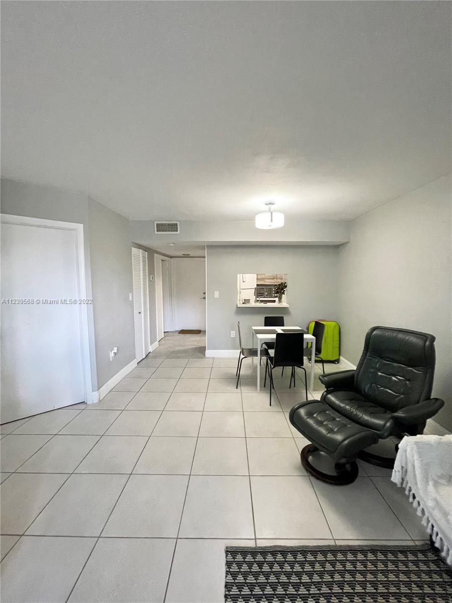 8275 SW 152nd Ave Unit: D-201