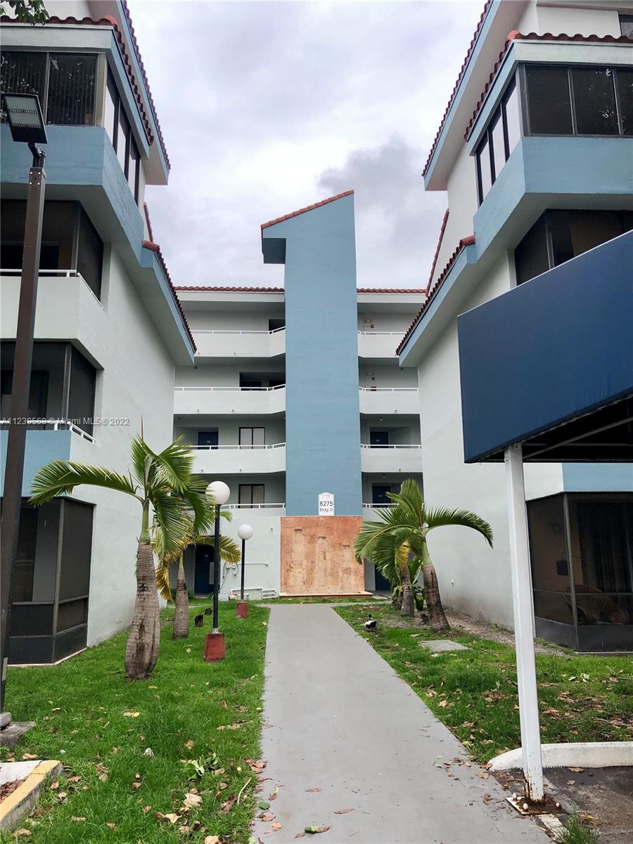8275 SW 152nd Ave Unit: D-201