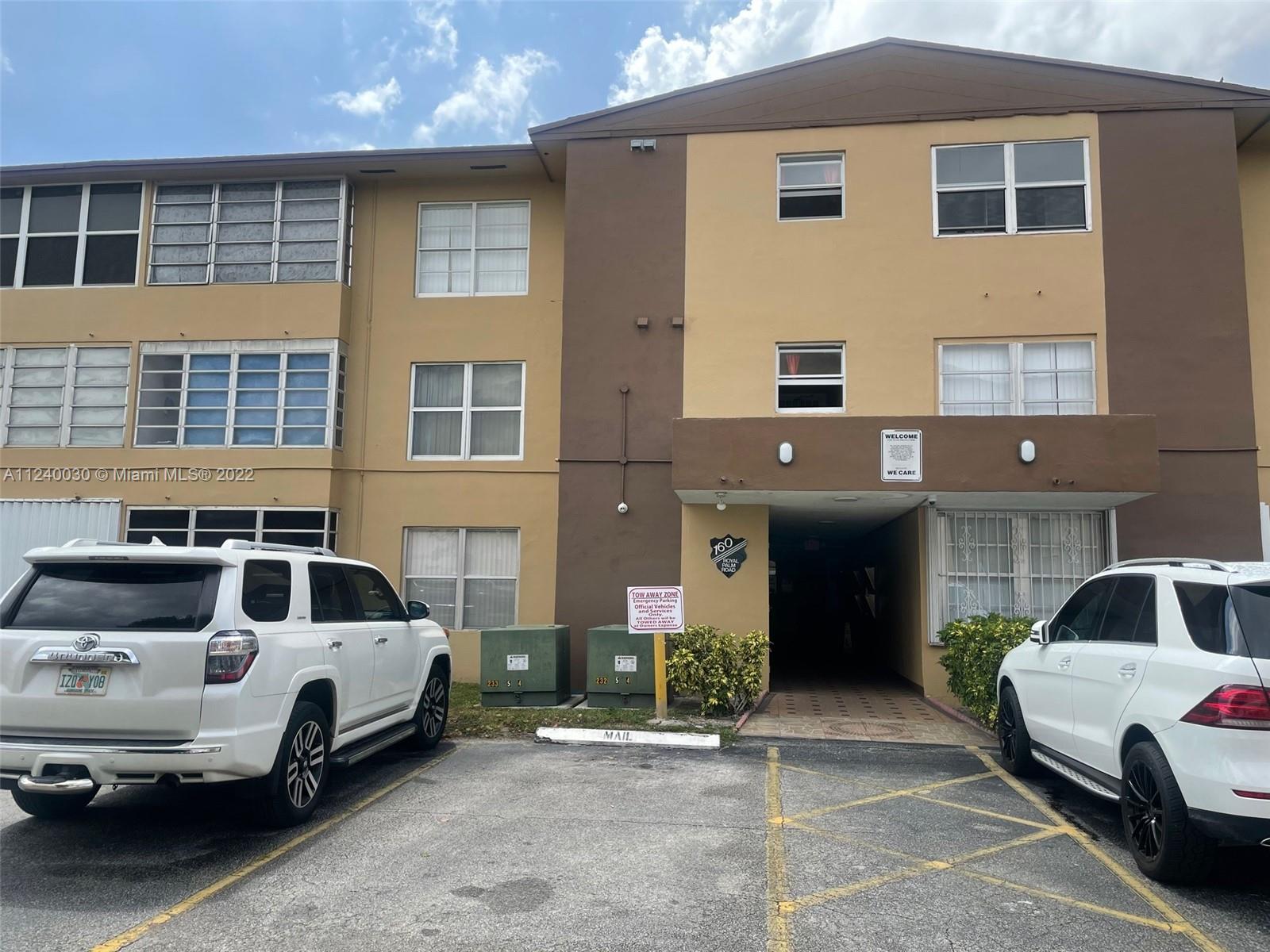 160 Royal Palm Rd Unit: 107