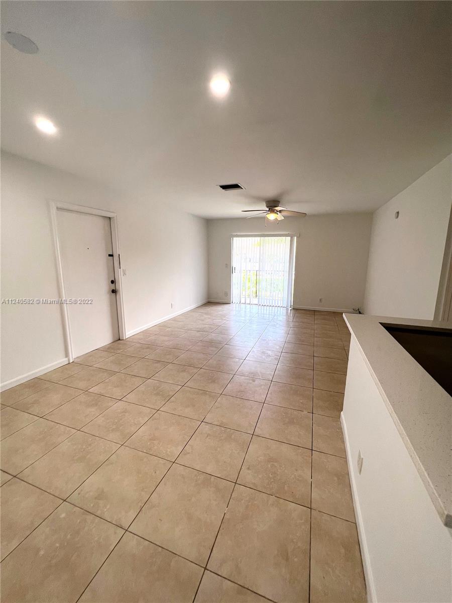 22795 SW 66th Ave Unit: 206