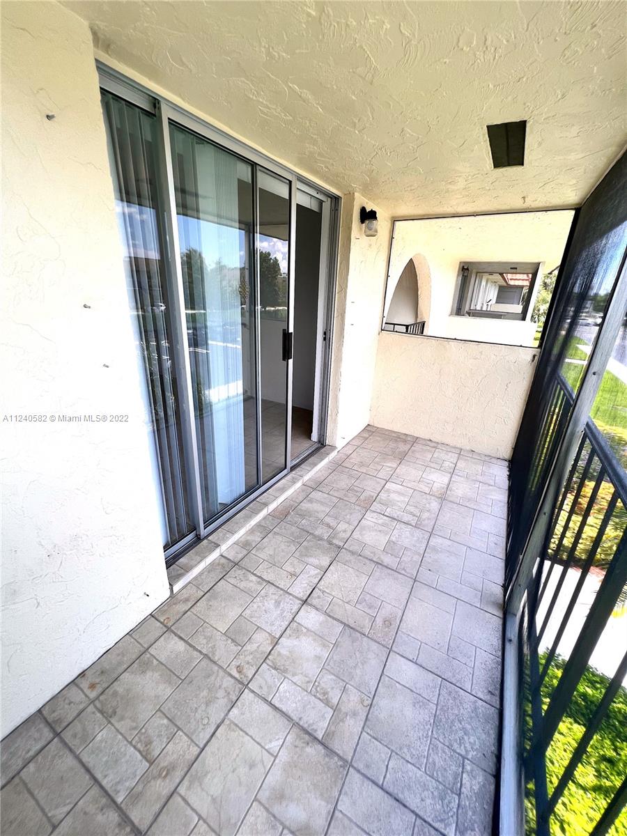 22795 SW 66th Ave Unit: 206