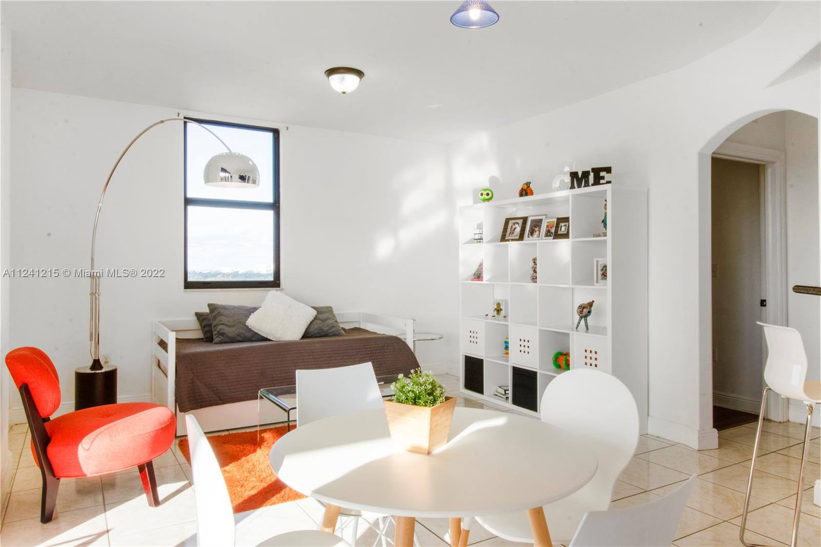 2301 SW 27th Ave Unit: 1006