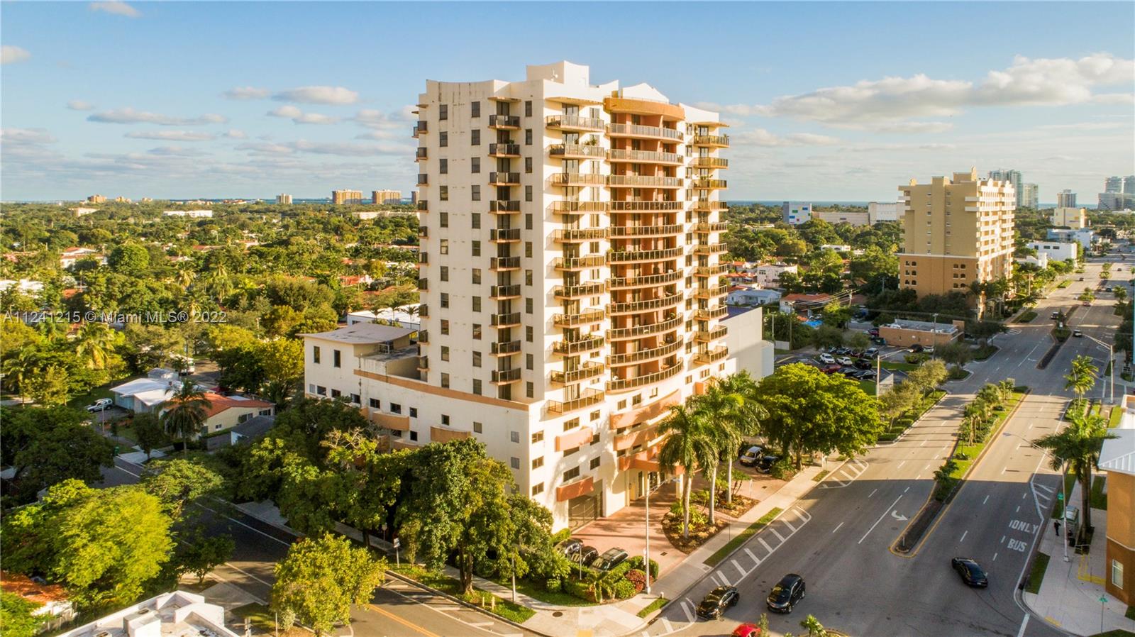 2301 SW 27th Ave Unit: 1006