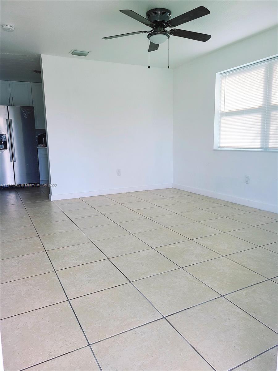 1360 NW 9th St