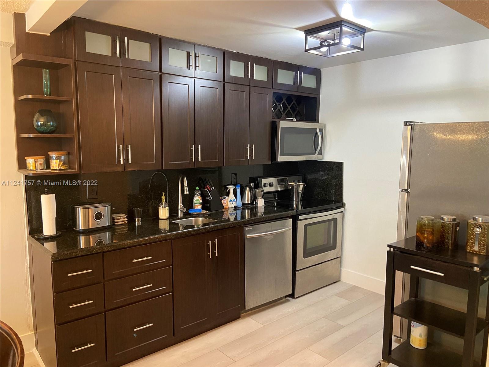 1665 Bay Rd Unit: 314