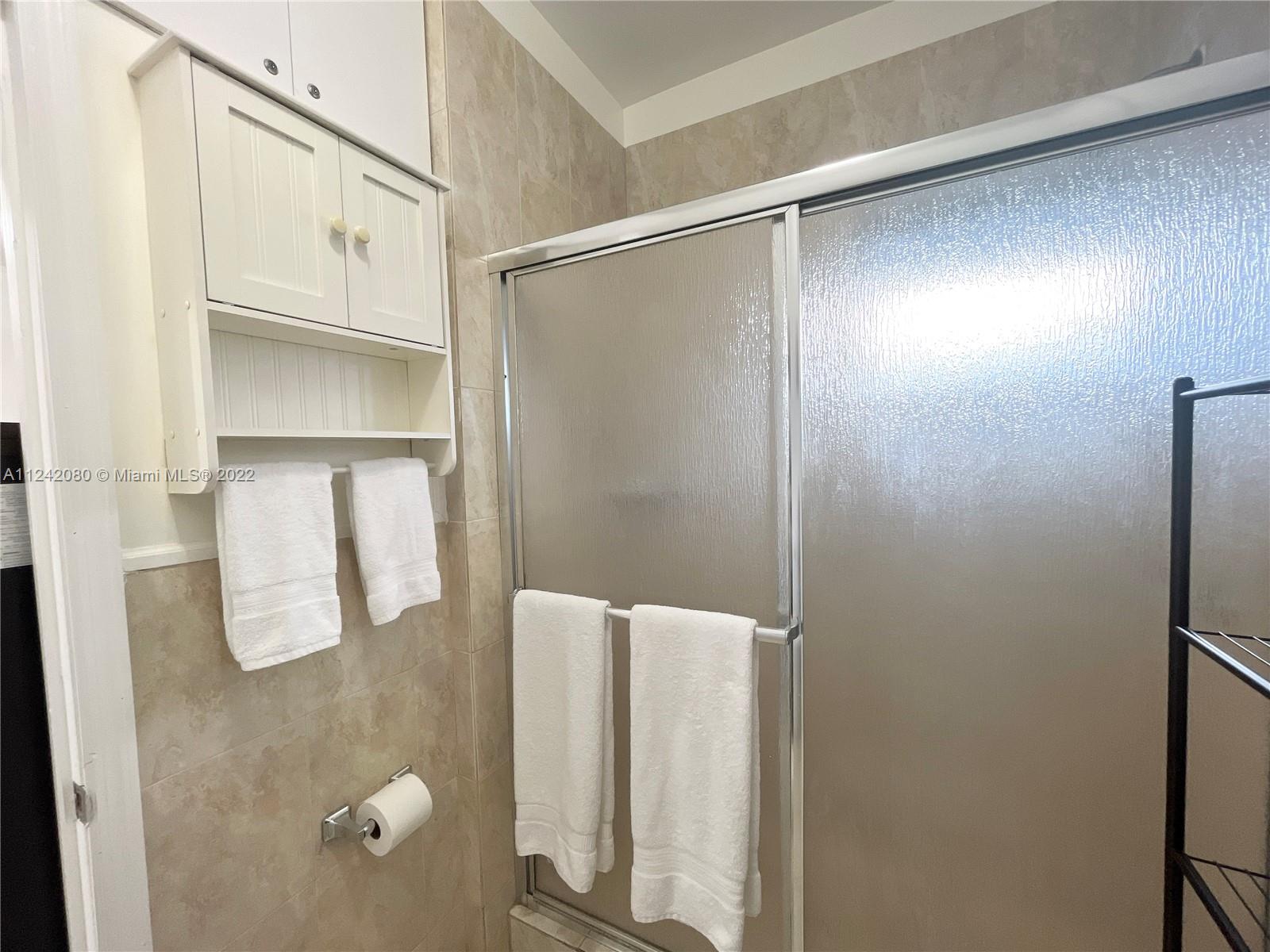 3054 NW 18th St Unit: 2