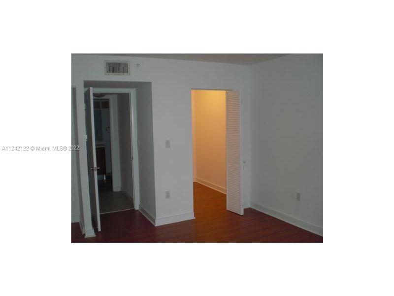 700 NE 63 ST Unit: D210
