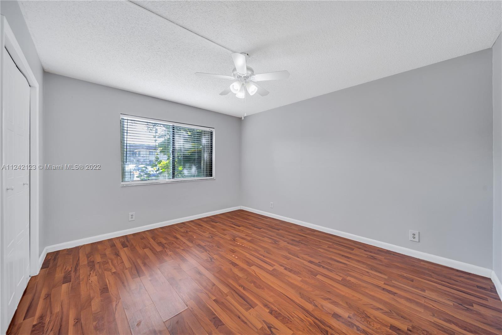 403 Lakeview Dr Unit: 104