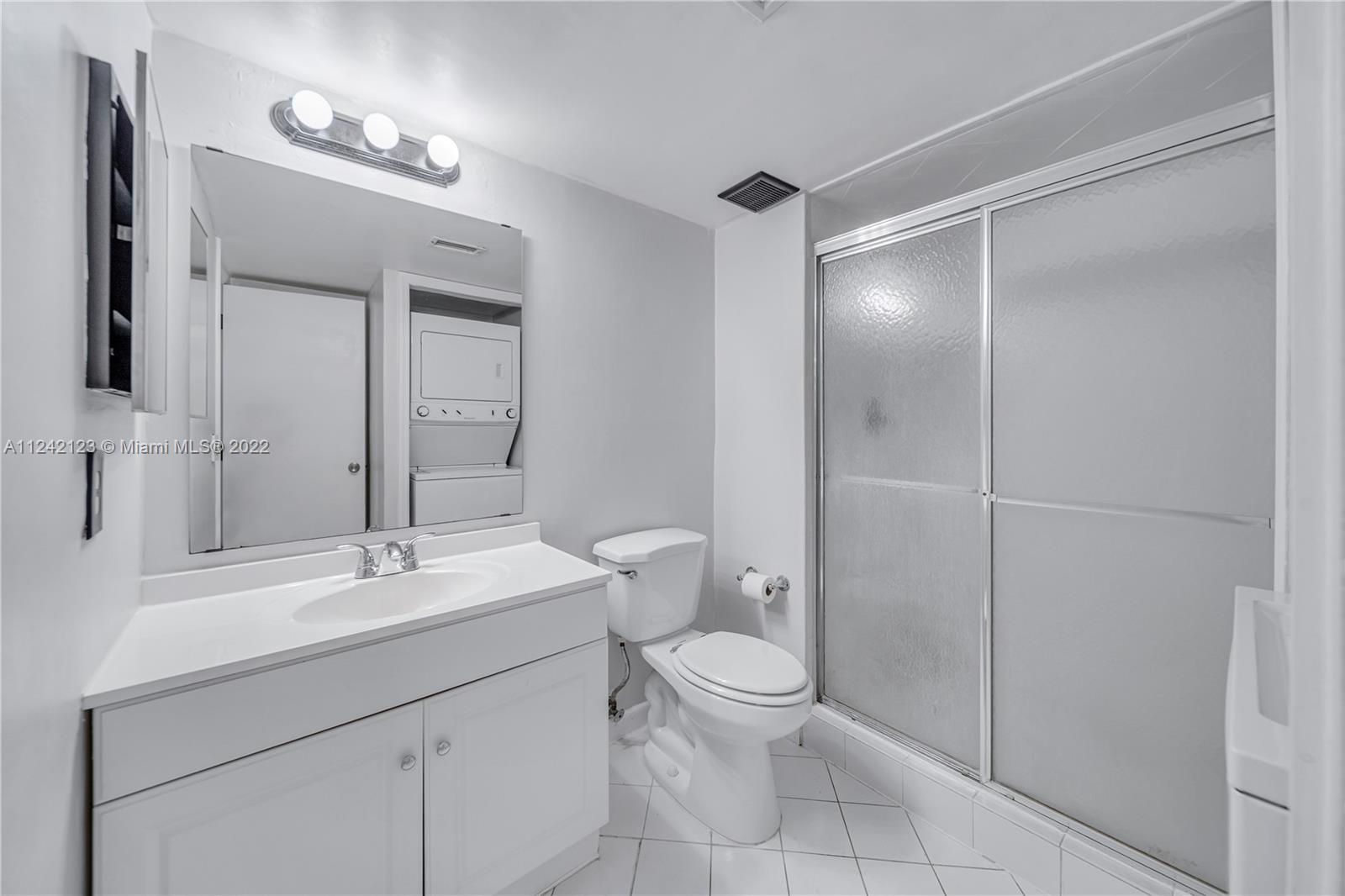 403 Lakeview Dr Unit: 104