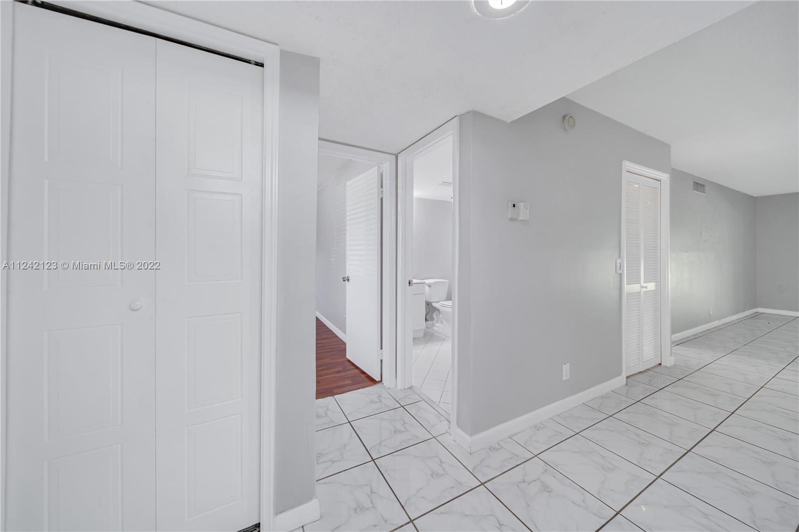403 Lakeview Dr Unit: 104