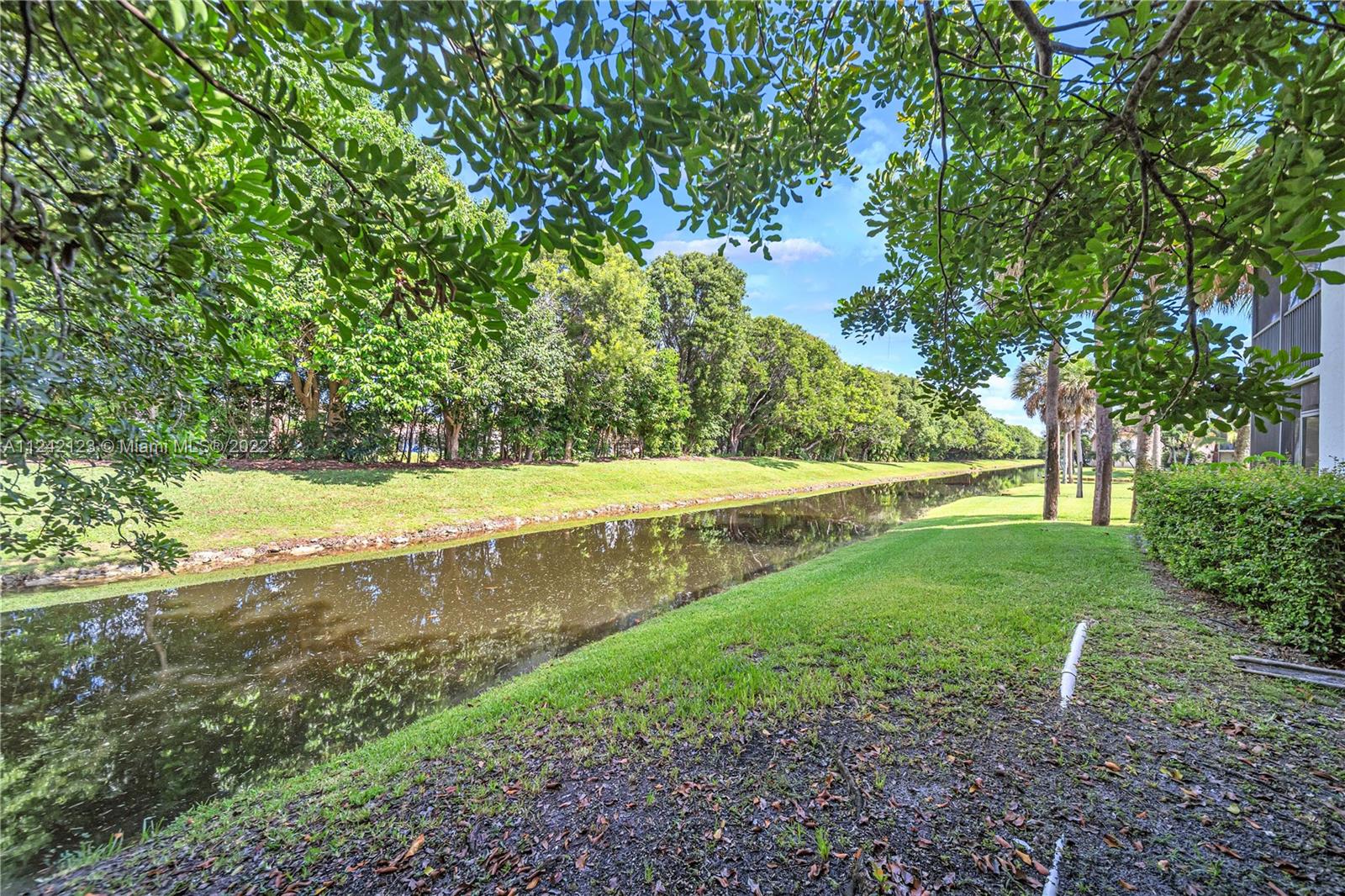 403 Lakeview Dr Unit: 104