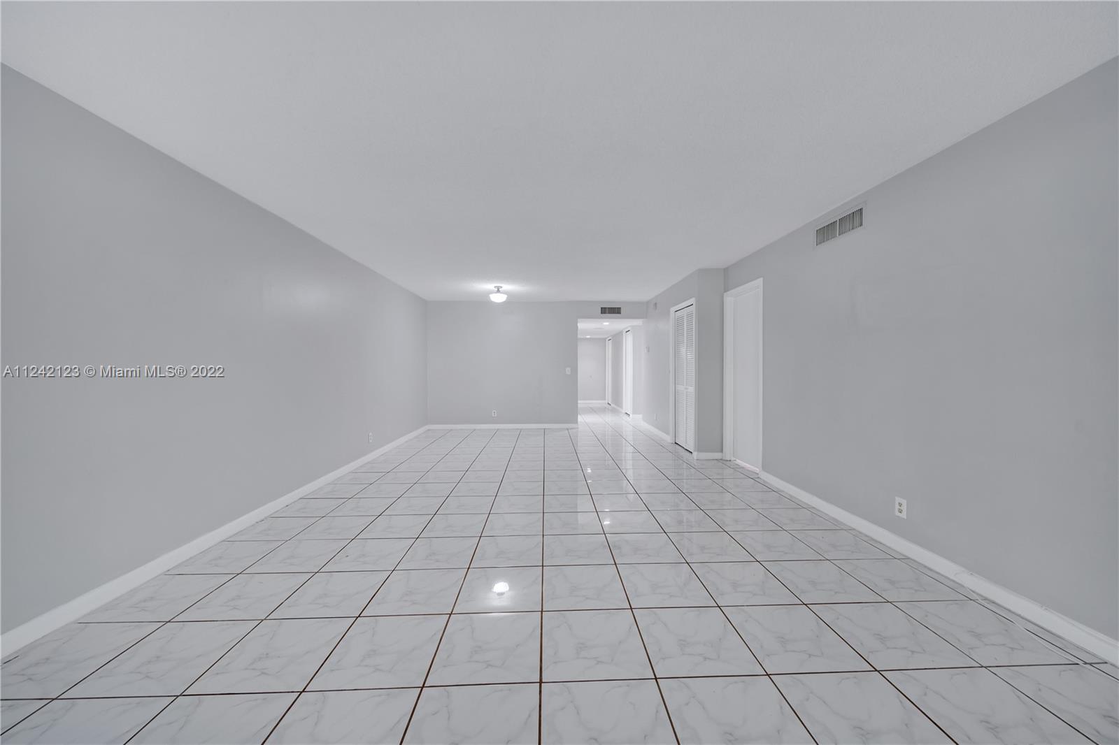 403 Lakeview Dr Unit: 104