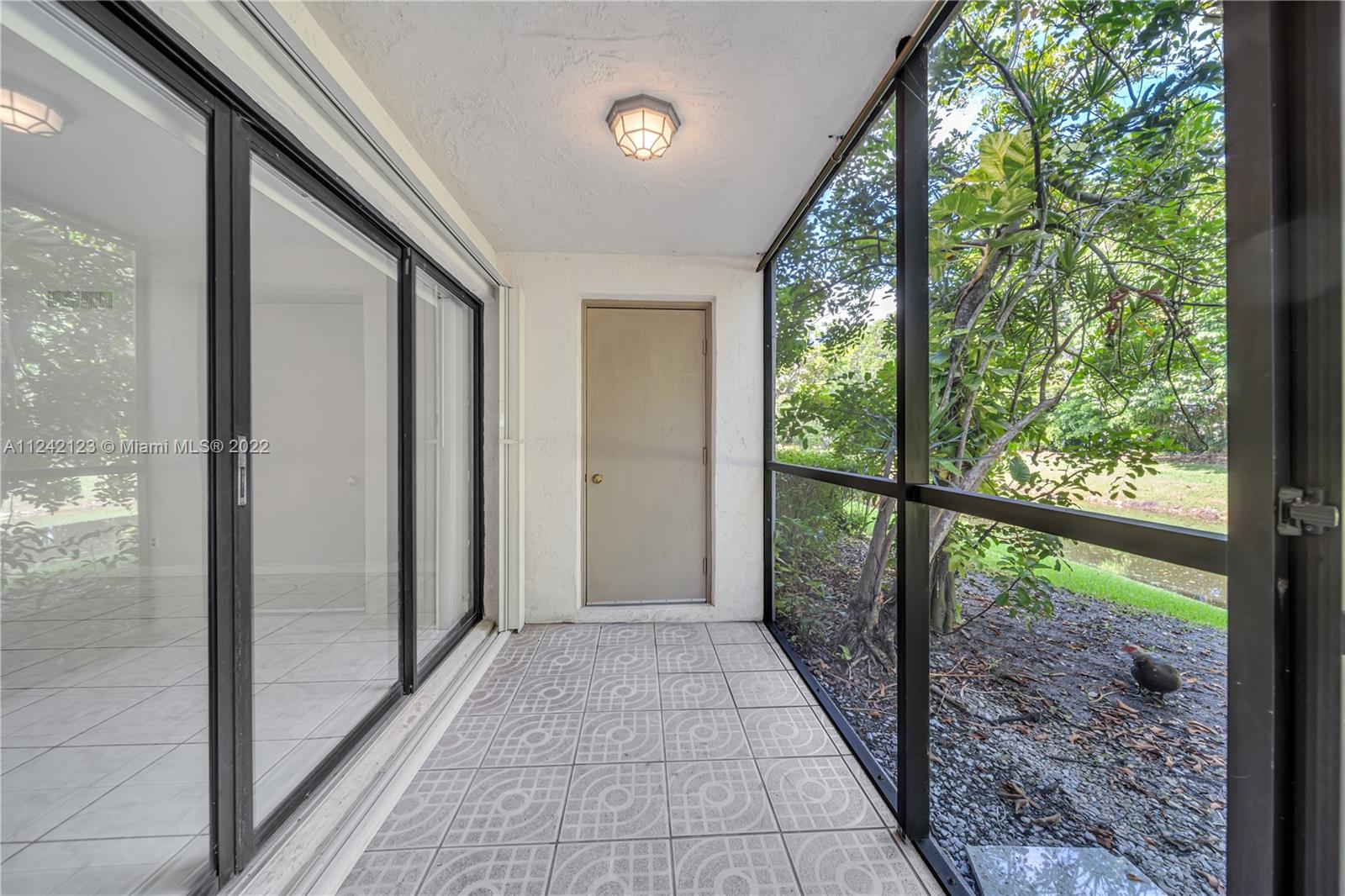403 Lakeview Dr Unit: 104