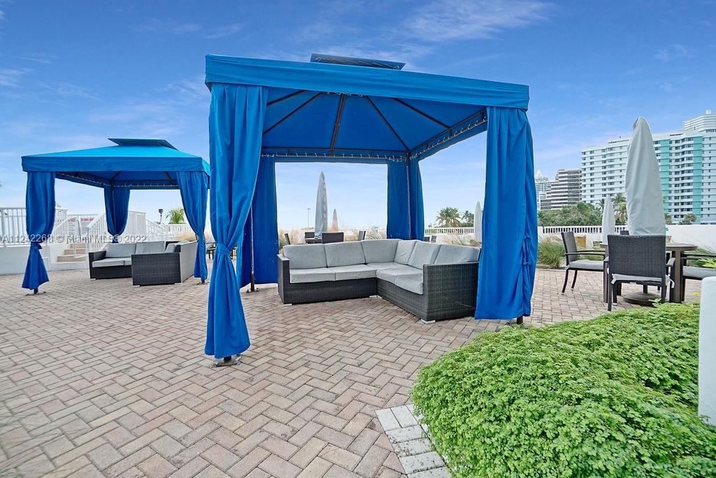 5401 Collins Ave # 1430