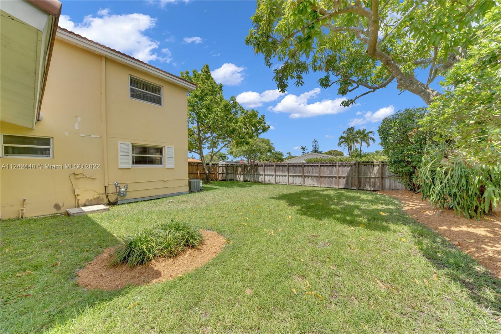 8980 SW 57th Ter