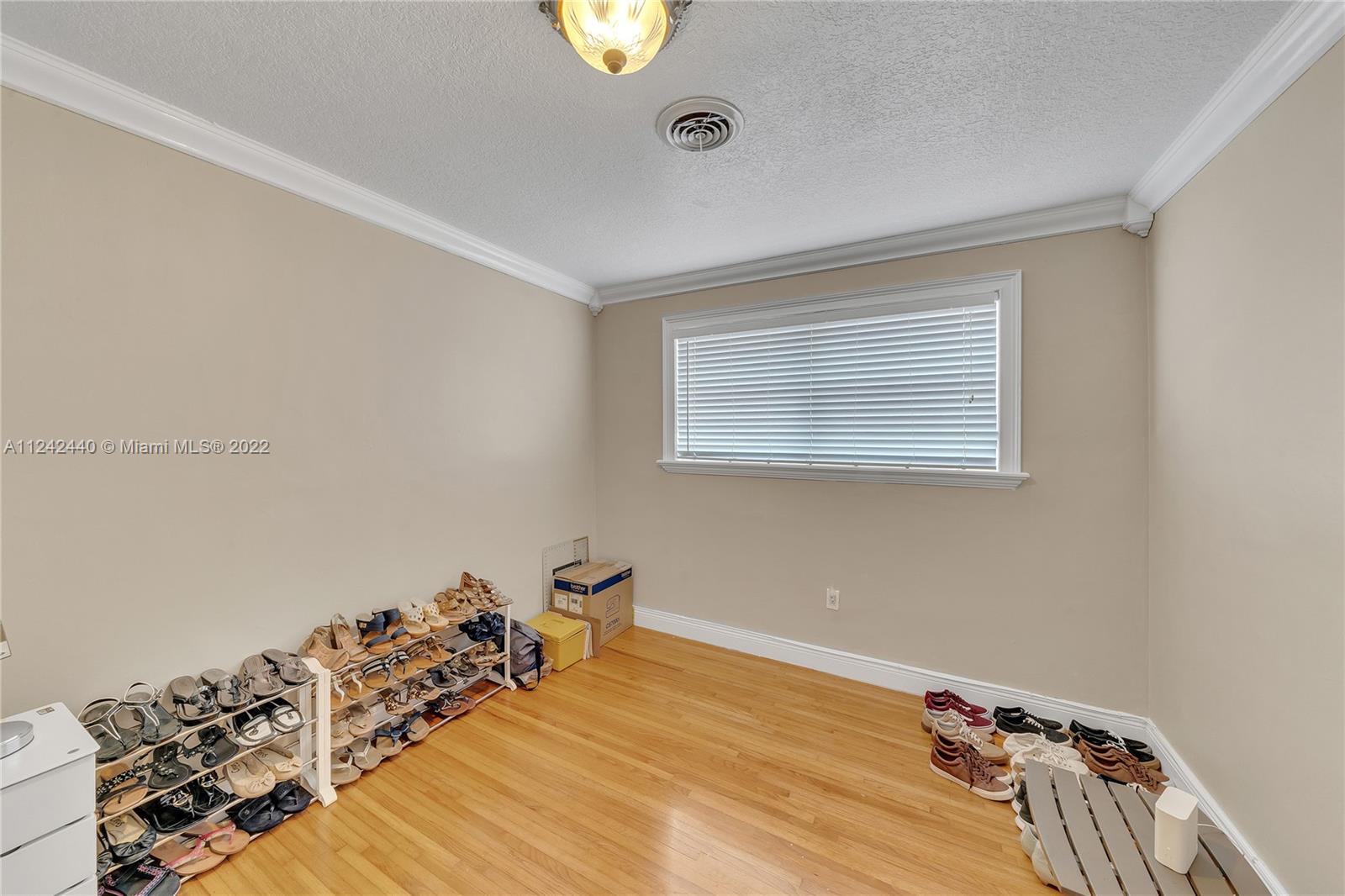 8980 SW 57th Ter