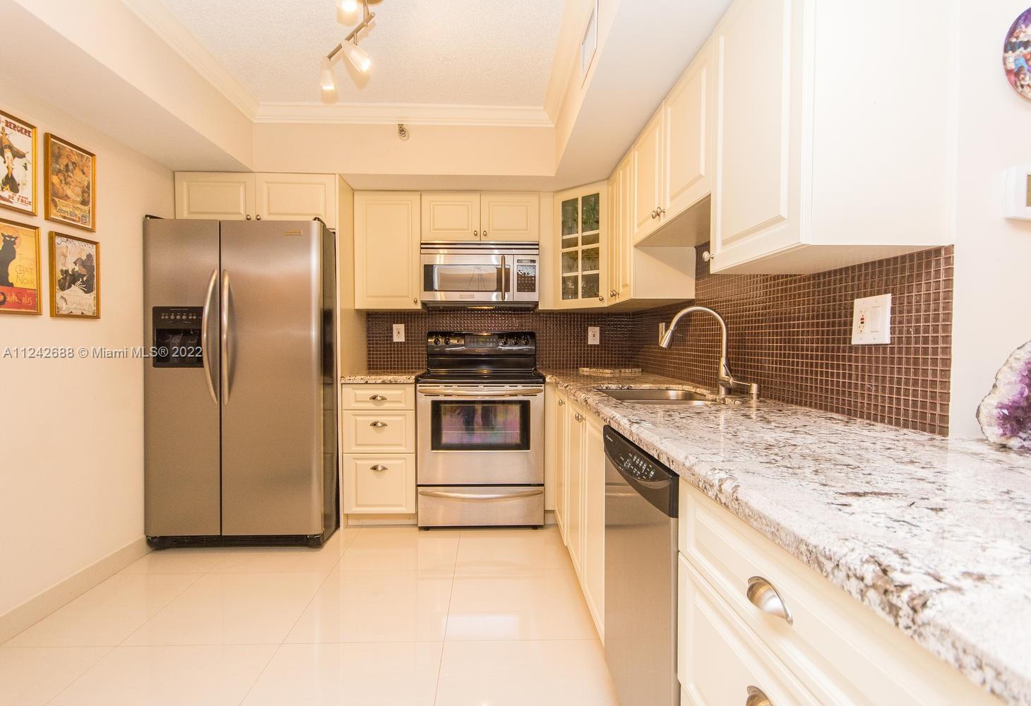19101 Mystic Pointe Dr Unit: 504