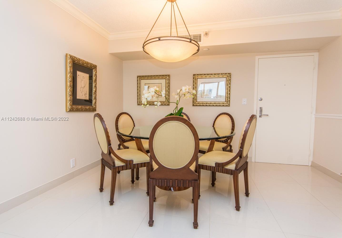 19101 Mystic Pointe Dr Unit: 504