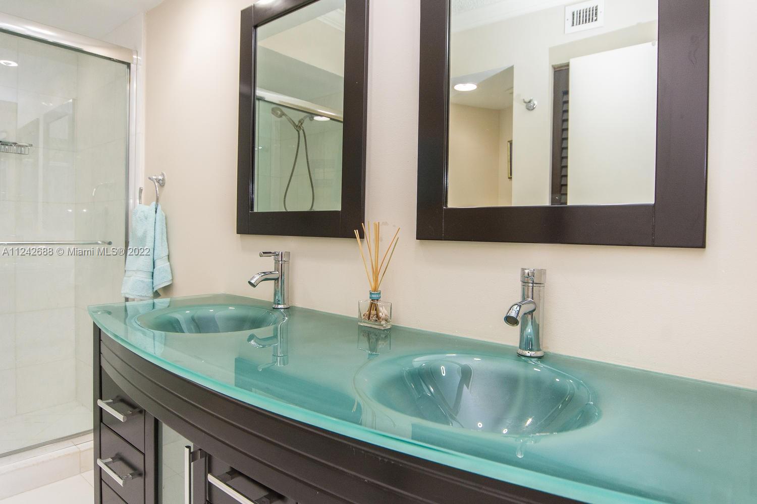 19101 Mystic Pointe Dr Unit: 504