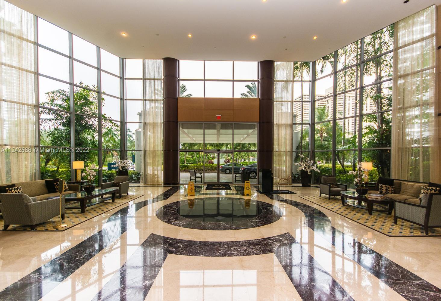 19101 Mystic Pointe Dr Unit: 504