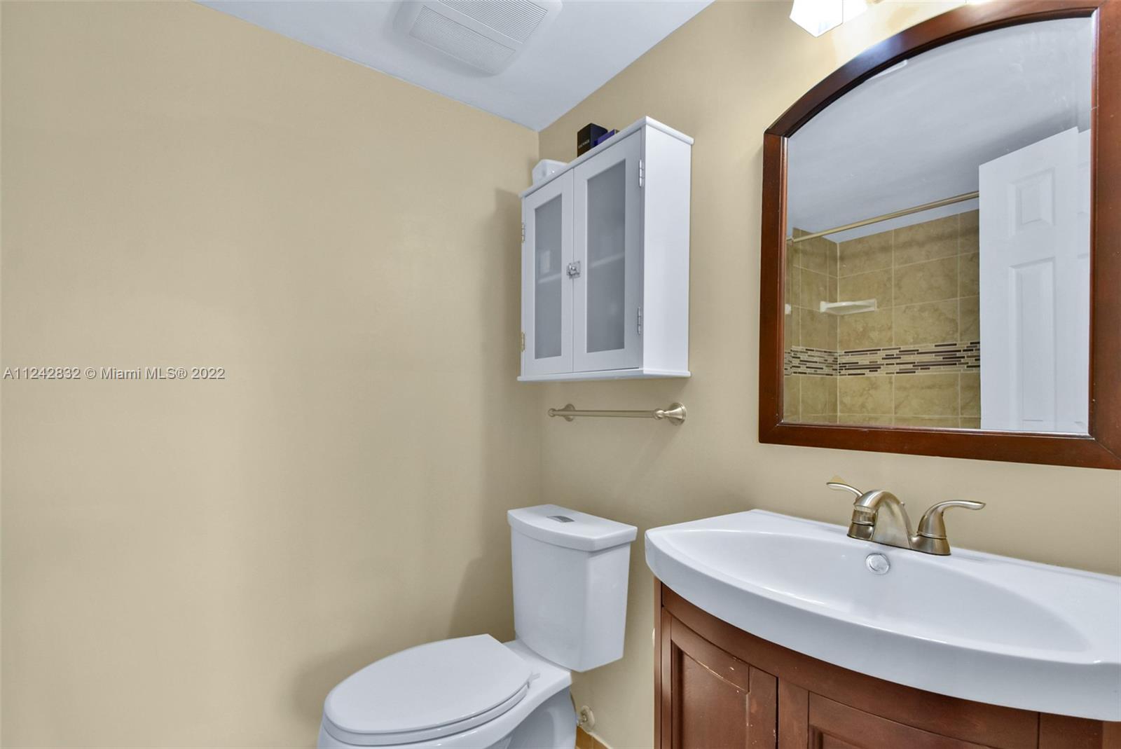 8580 NW 6th Ln Unit: 6-103