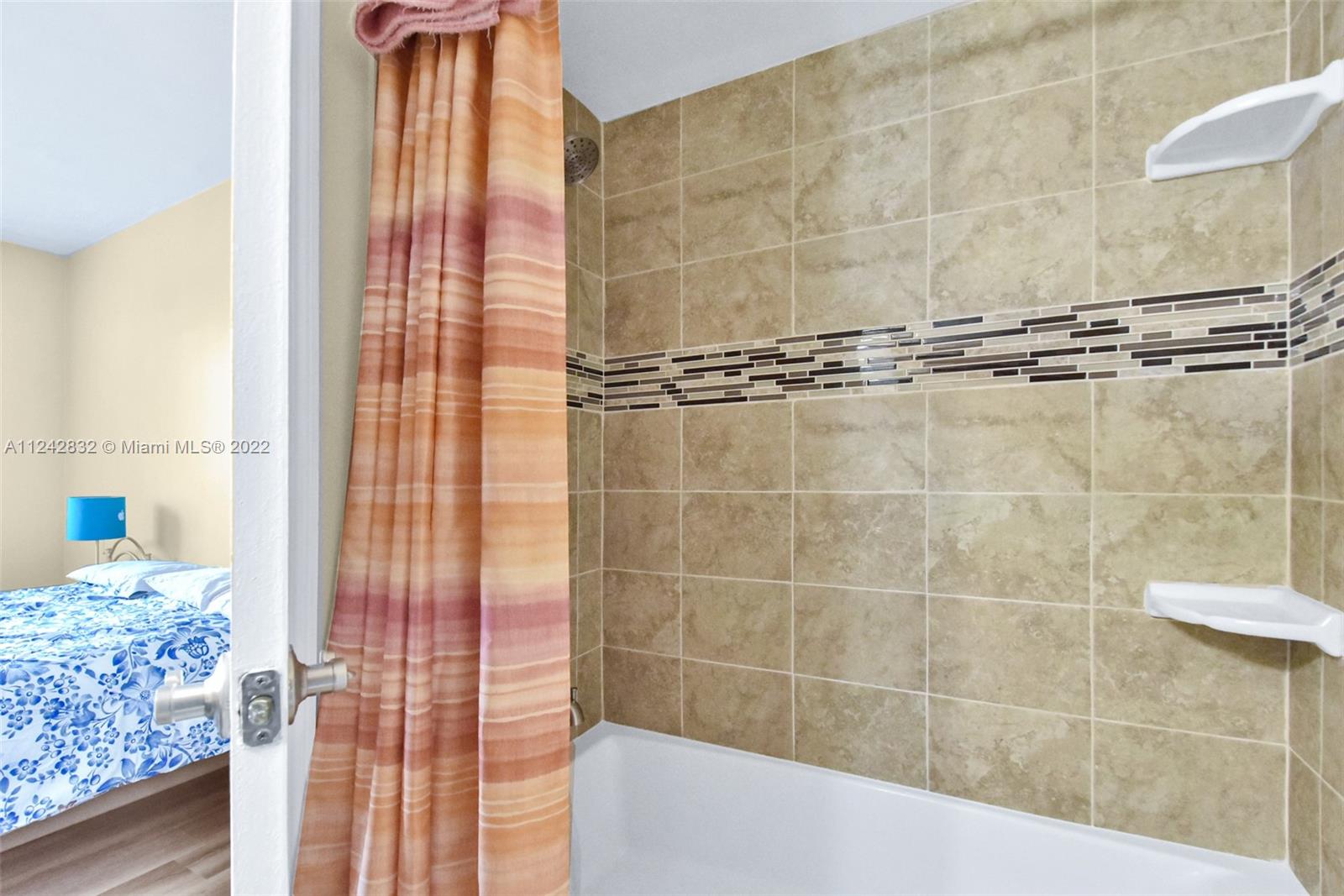 8580 NW 6th Ln Unit: 6-103