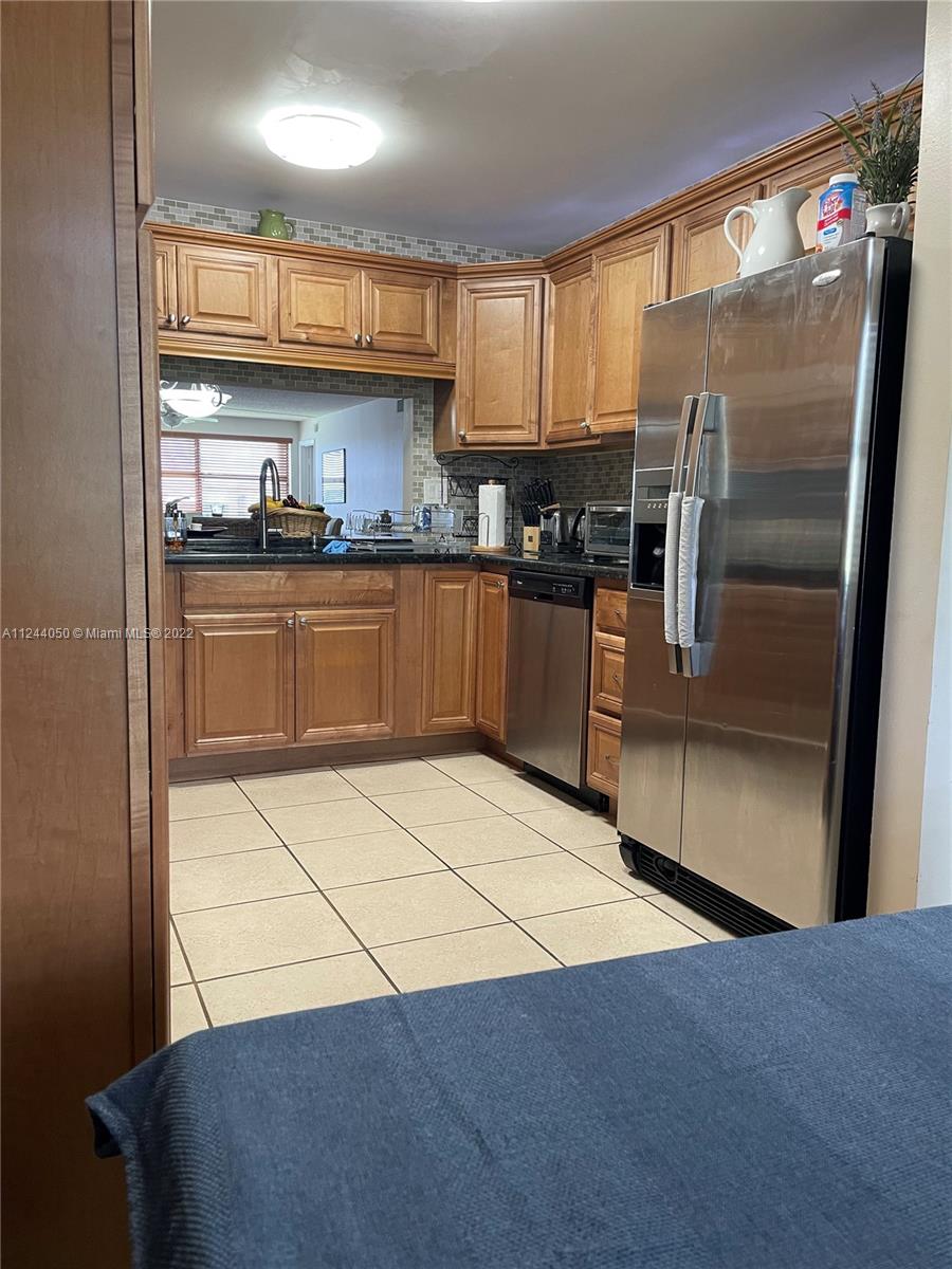 2705 NW 104th Ave Unit: 404