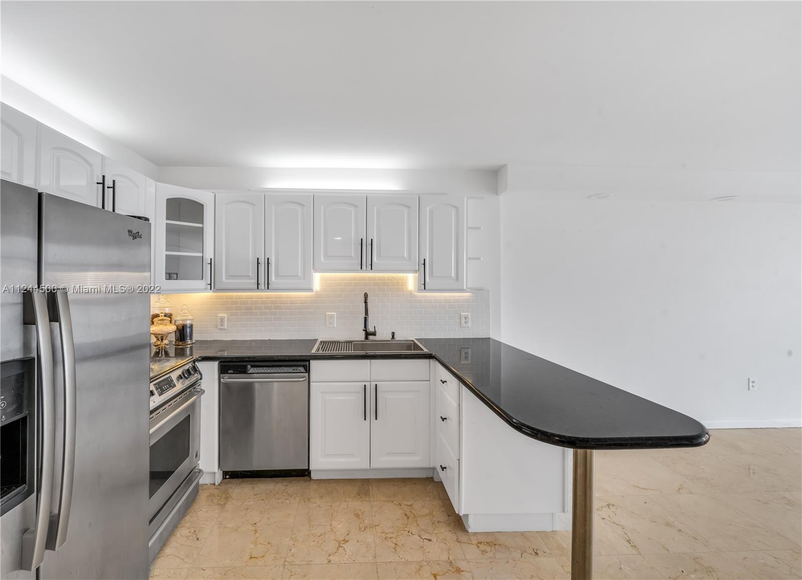 1228 West Ave Unit: 1008