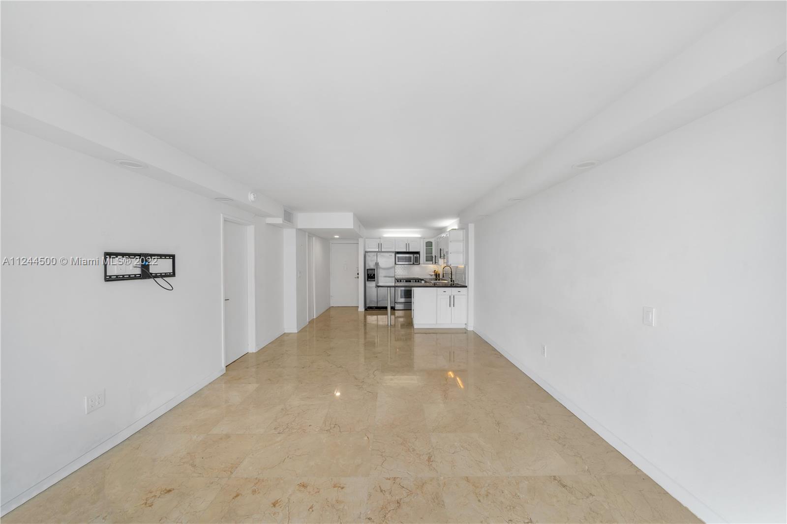 1228 West Ave Unit: 1008