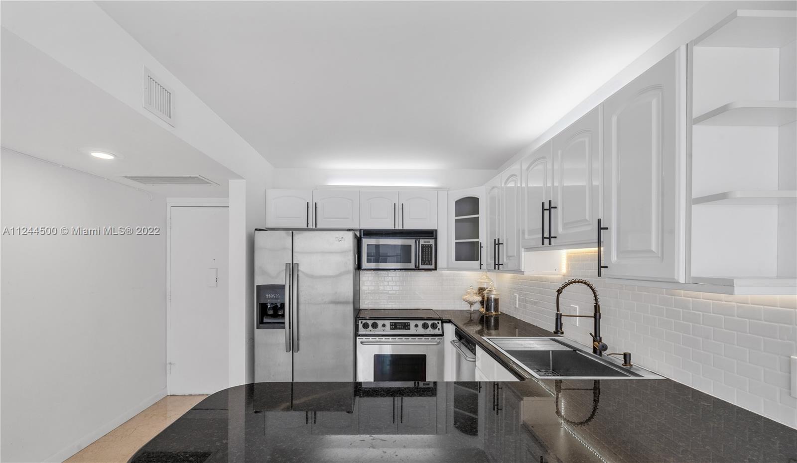 1228 West Ave Unit: 1008