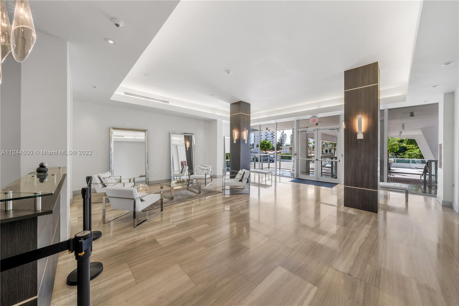 1228 West Ave Unit: 1008