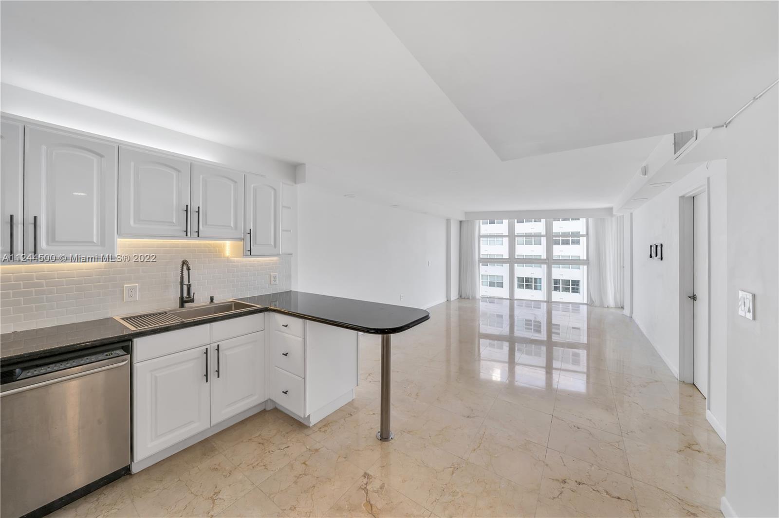 1228 West Ave Unit: 1008