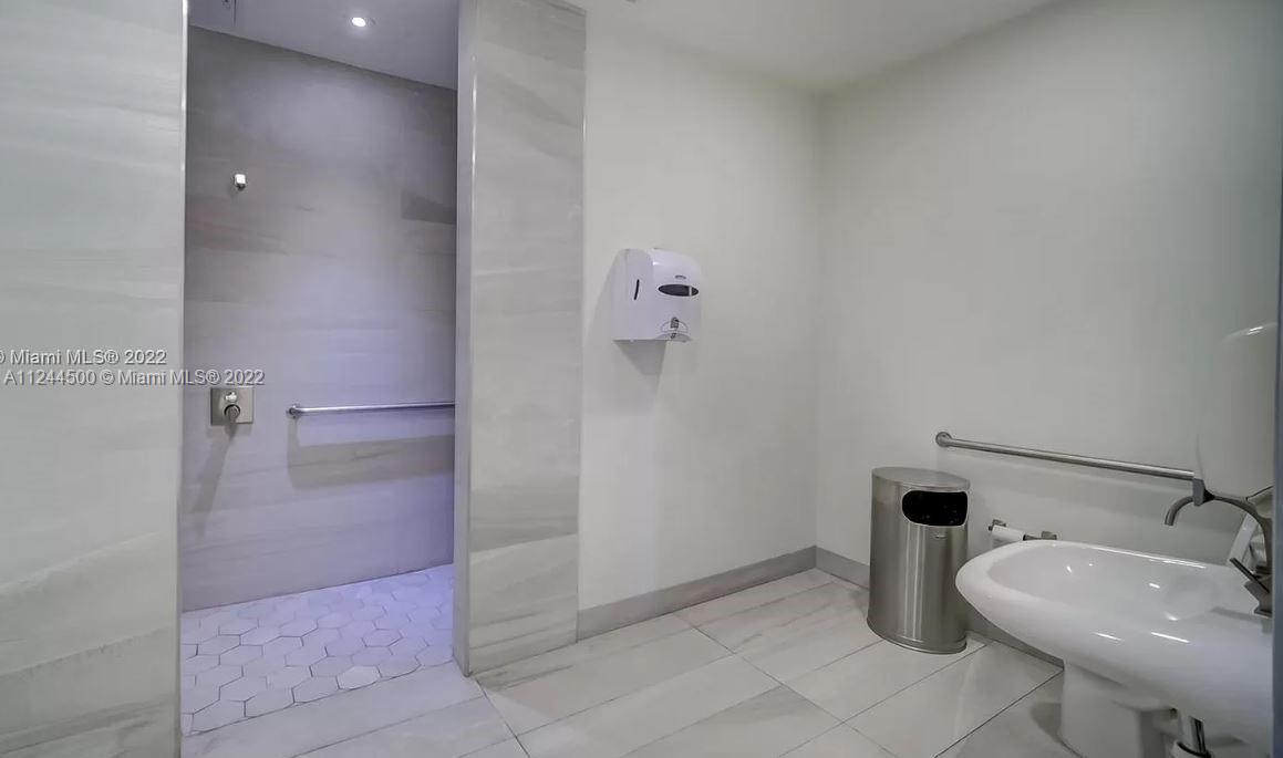 1228 West Ave Unit: 1008