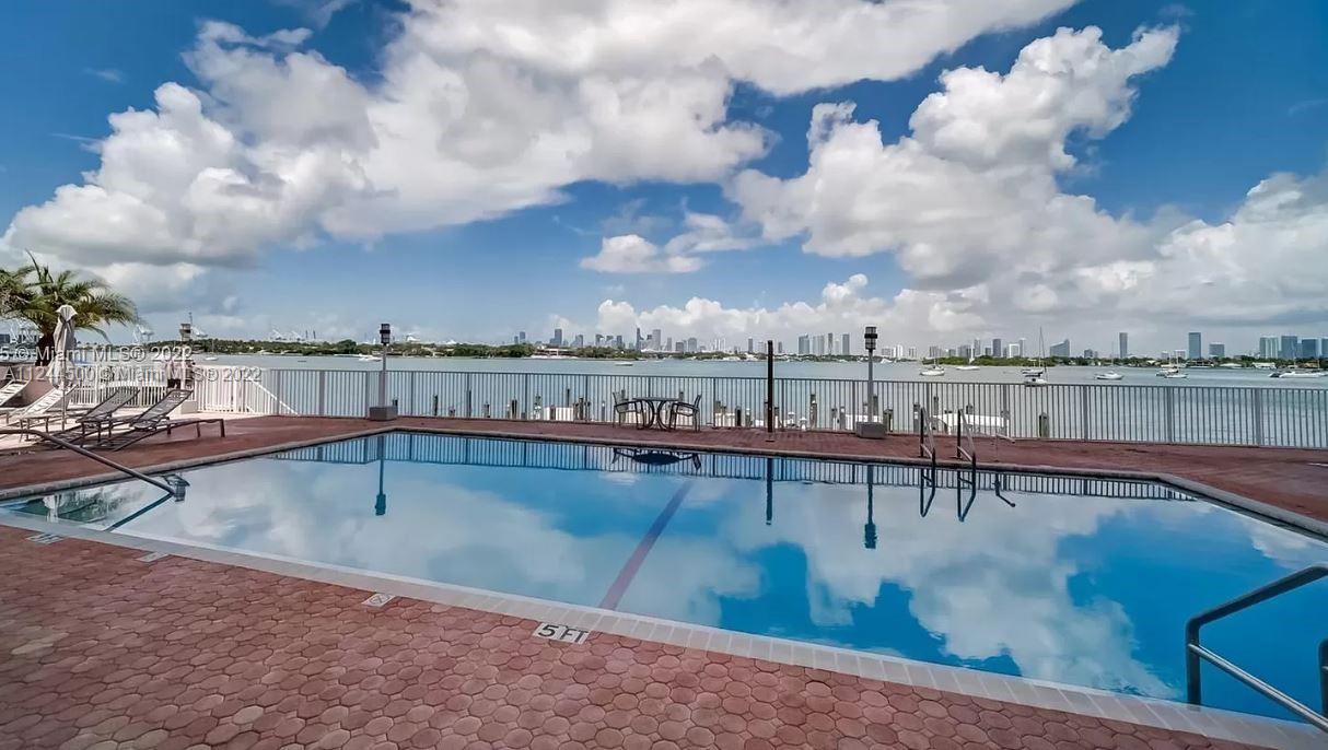 1228 West Ave Unit: 1008