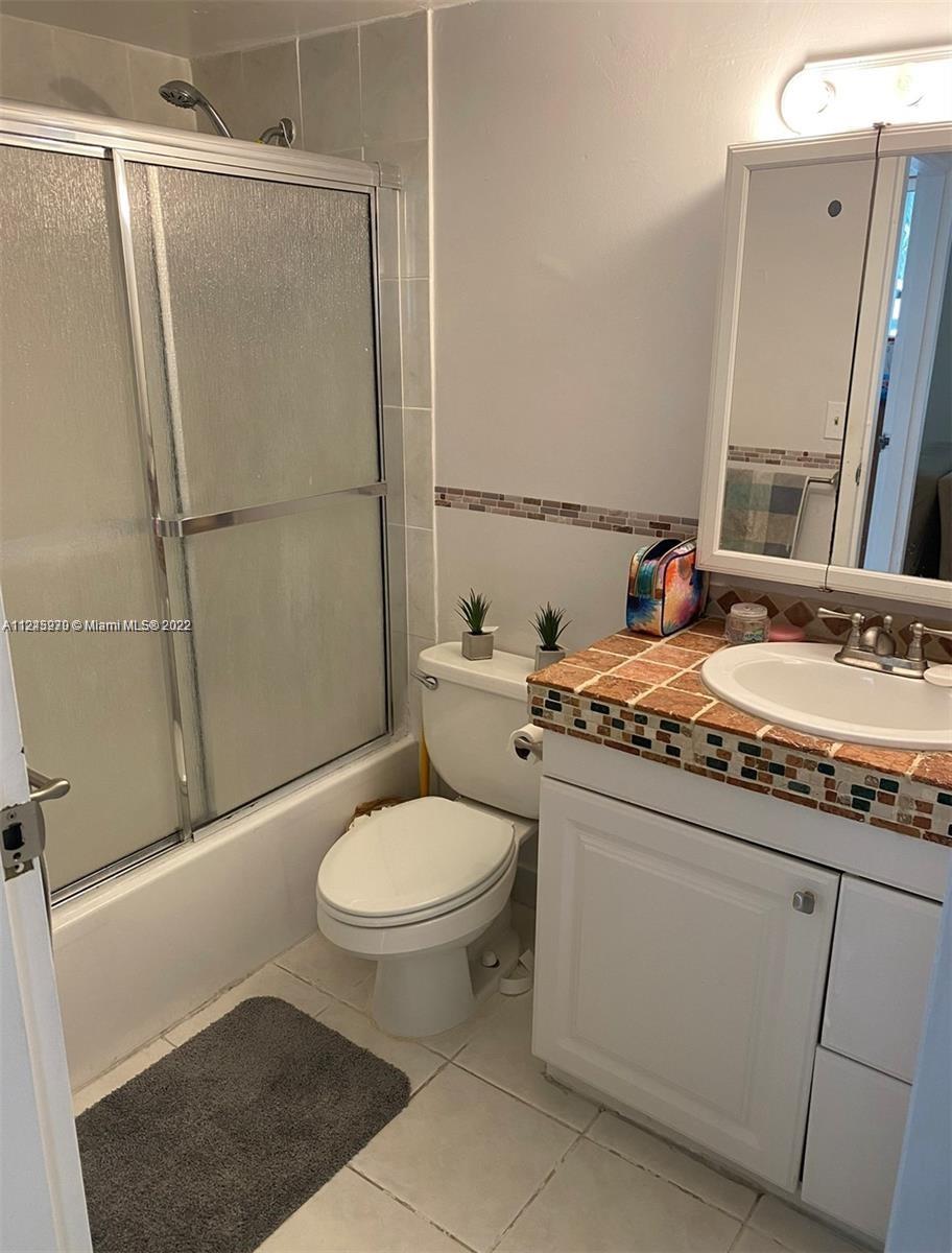 16919 N Bay Rd Unit: 217