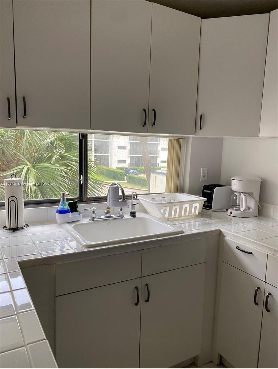16919 N Bay Rd Unit: 217