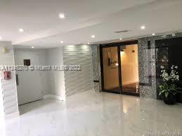 16919 N Bay Rd Unit: 217