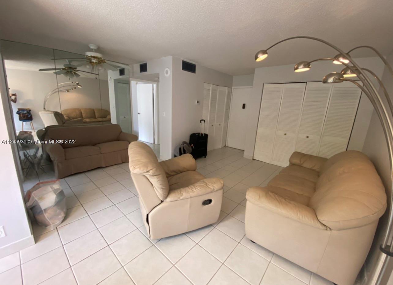 16919 N Bay Rd Unit: 217