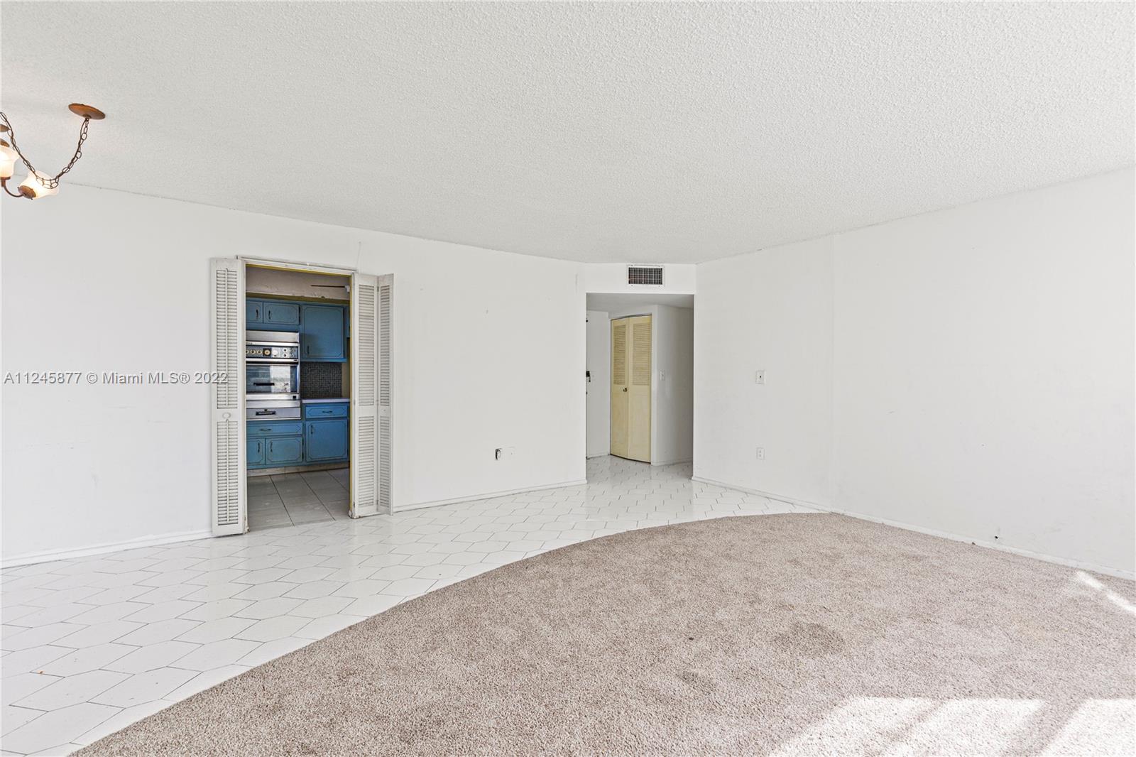 1351 NE Miami Gardens Dr Unit: 1125E