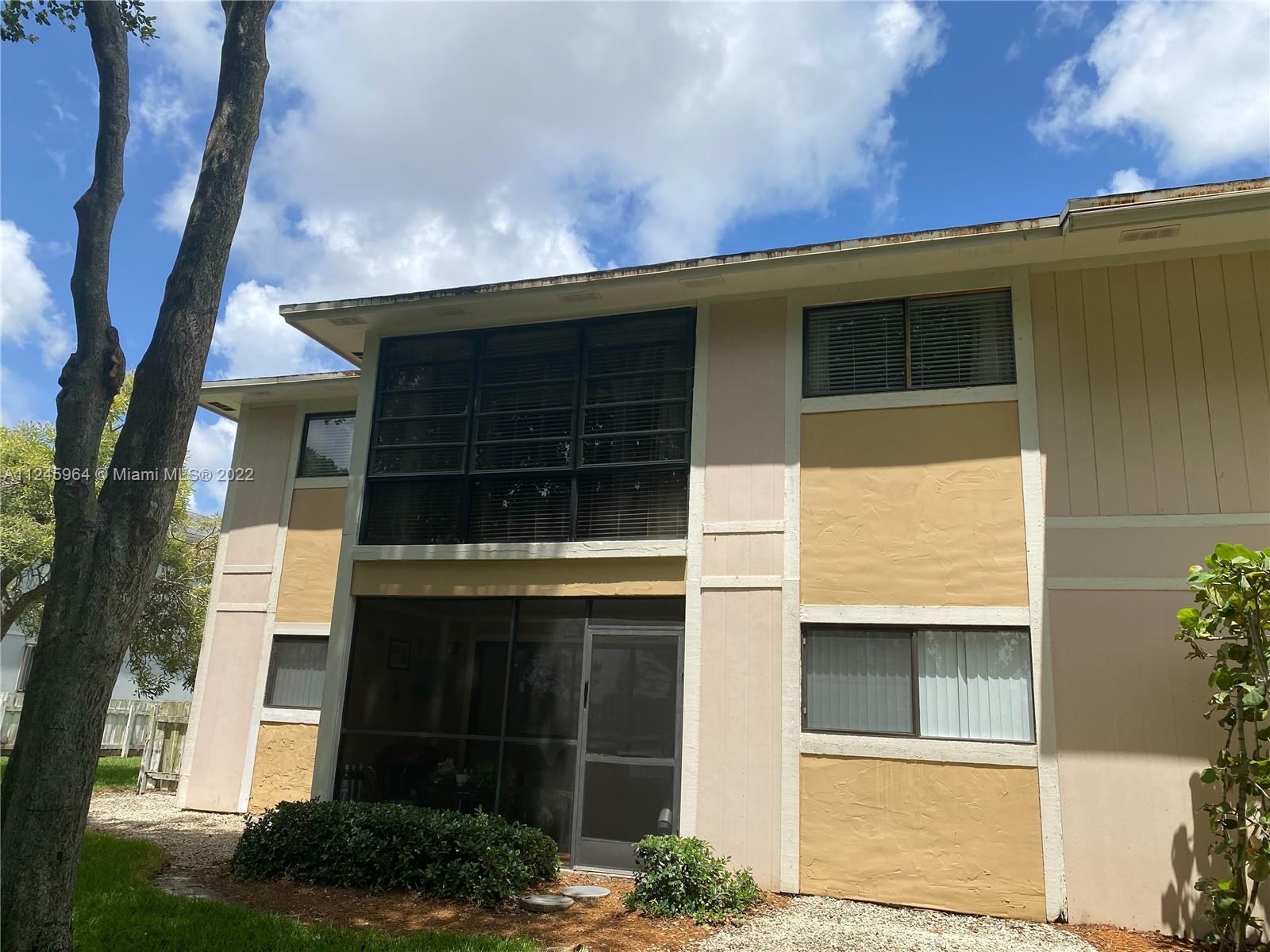 9717 Hammocks Blvd Unit: 207