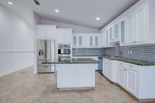 3748 SW 148 pl