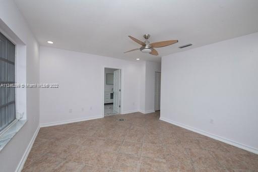 3748 SW 148 pl